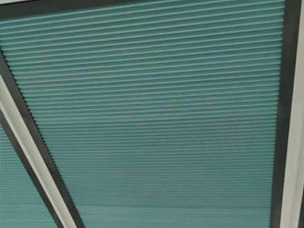 海口美兰阳光房遮阳窗帘上门安装案例(图5)