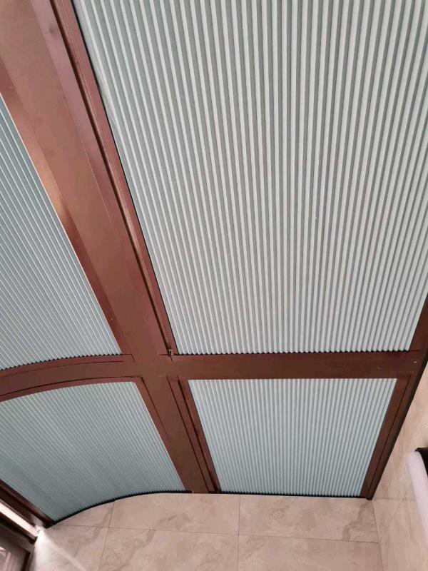 阳光房遮阳顶帘玻璃房蜂巢帘制作安装(图2)